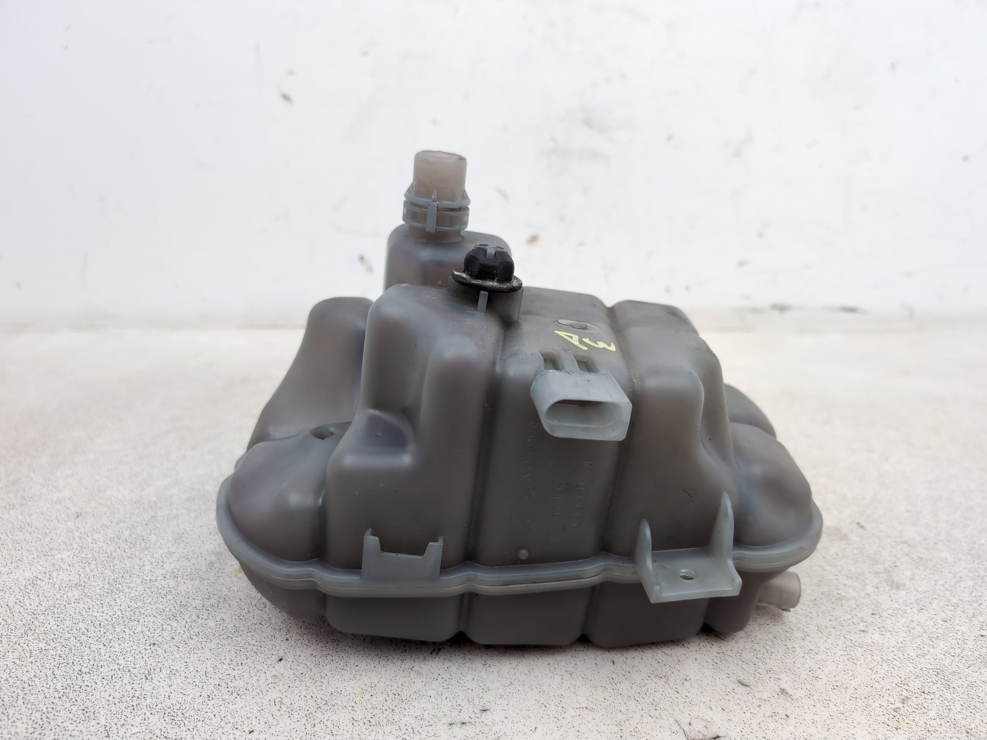 Radiator Expansion Tank 6