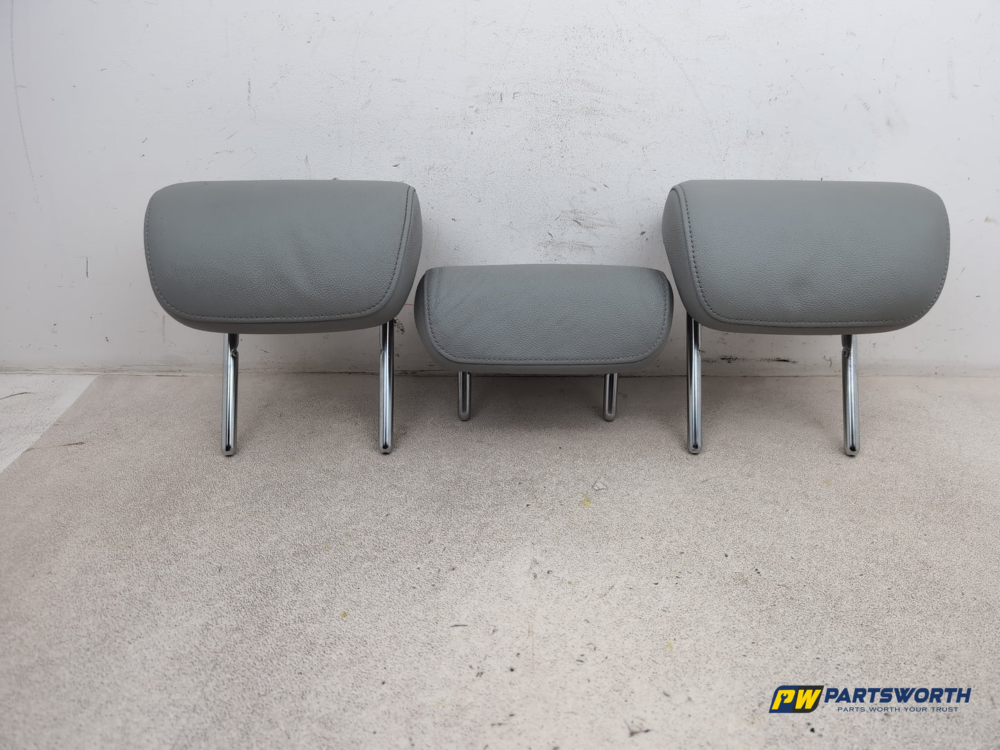 Audi A6 Se Tdi Quattro Auto Grey Leather Rear Headrest Set