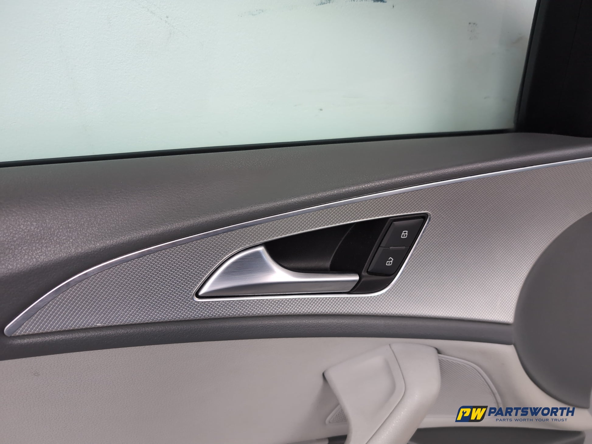 Door Front LH 7