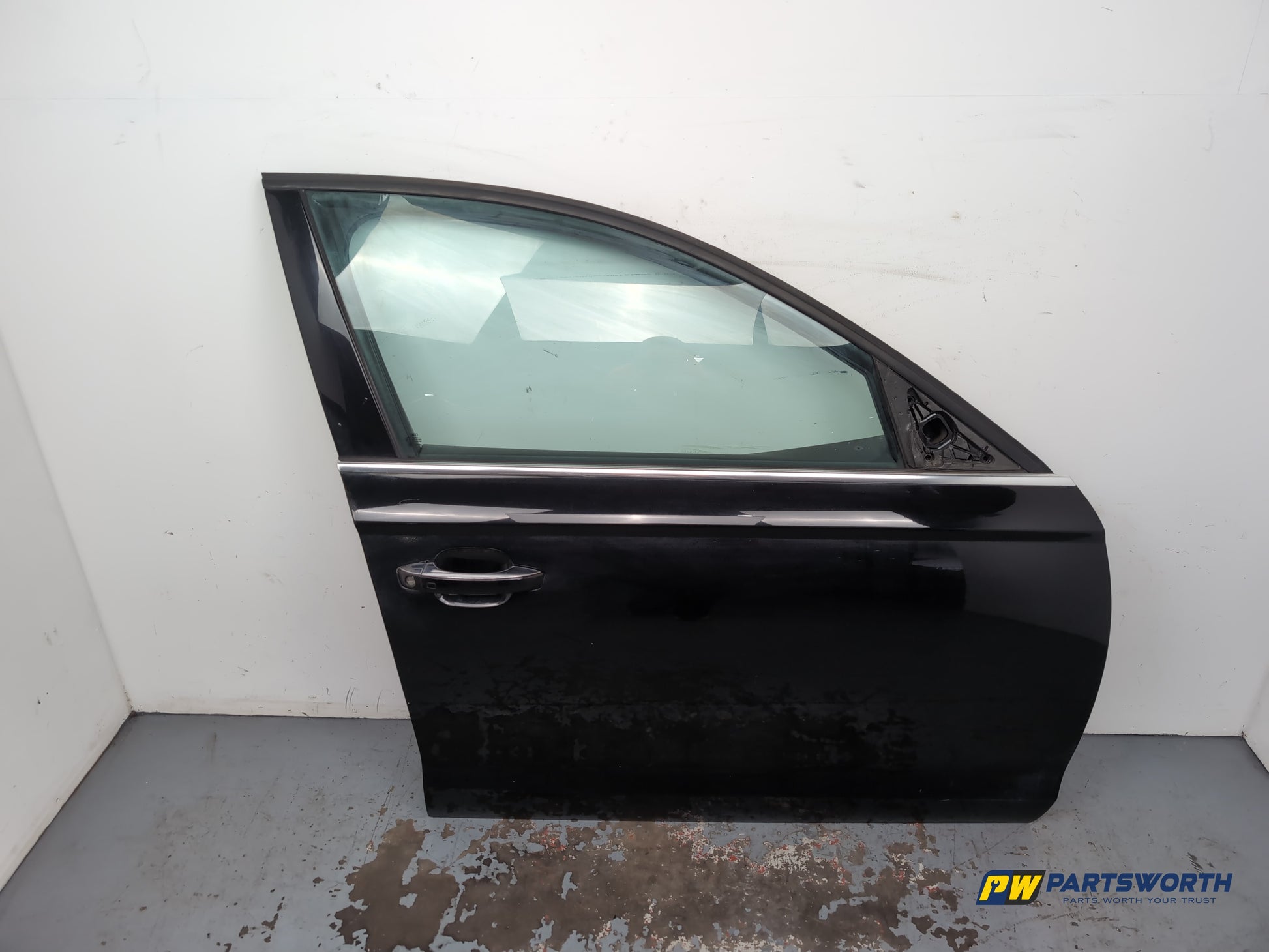 Door Front RH 1