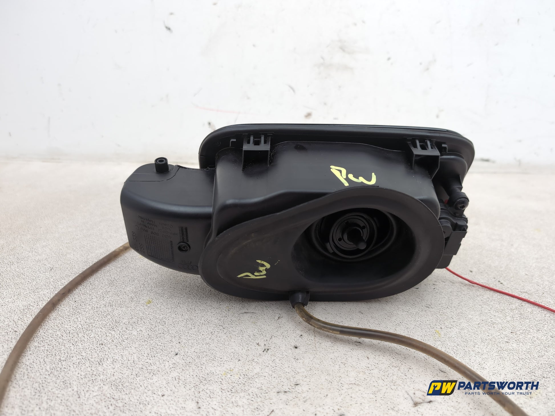 Audi A6 Se Tdi Quattro Auto Fuel Filler Housing Insert 4g0809906 2011-2014 - photo 6
