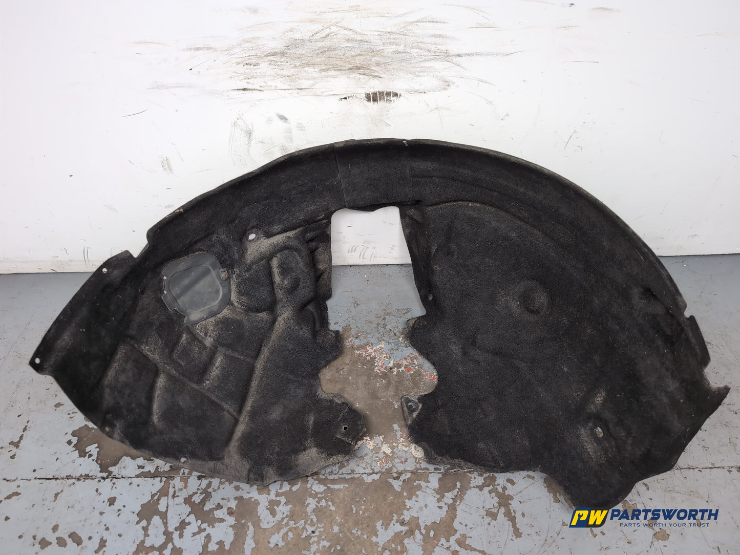 Moulding Wheel Arch Front LH 6