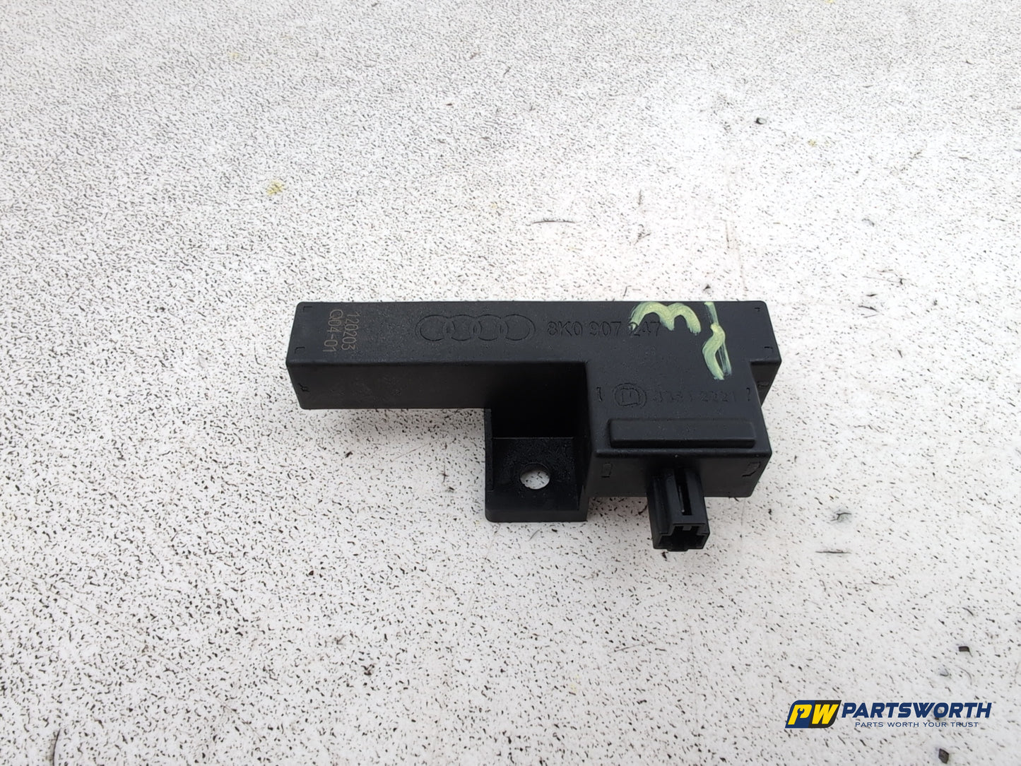 Audi A6 Se Tdi Quattro Auto Keyless Entry Aerial Antenna Module 8k0907247