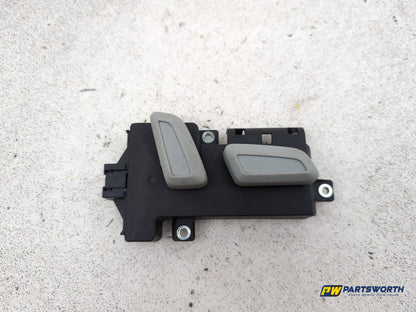 Audi A6 Se Tdi Quattro Auto Front Seat Control Switch Rh Driver Side 8k0959748