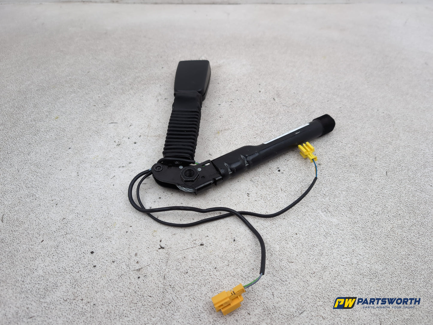 Seat Belt Front LH 1