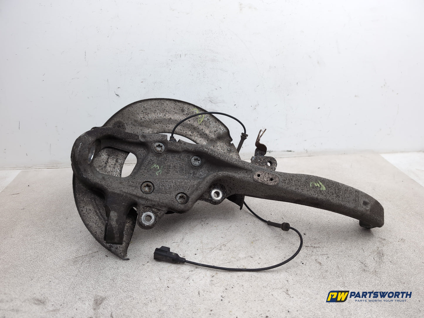 Jaguar Xf Portfolio D Wheel Hub Front Rh Driver Side 2015-2019 - photo 7