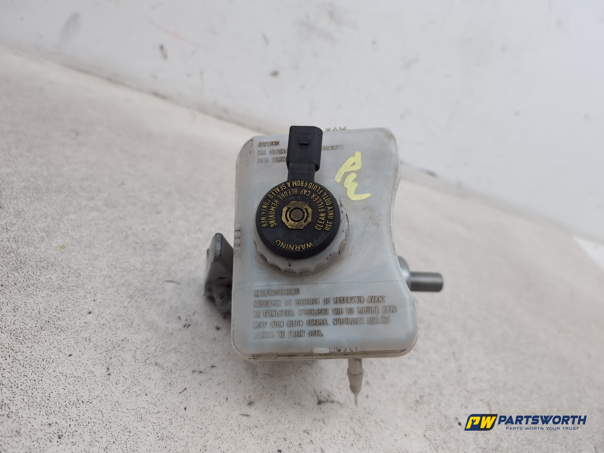 Brake Master Cylinder Assembly 1