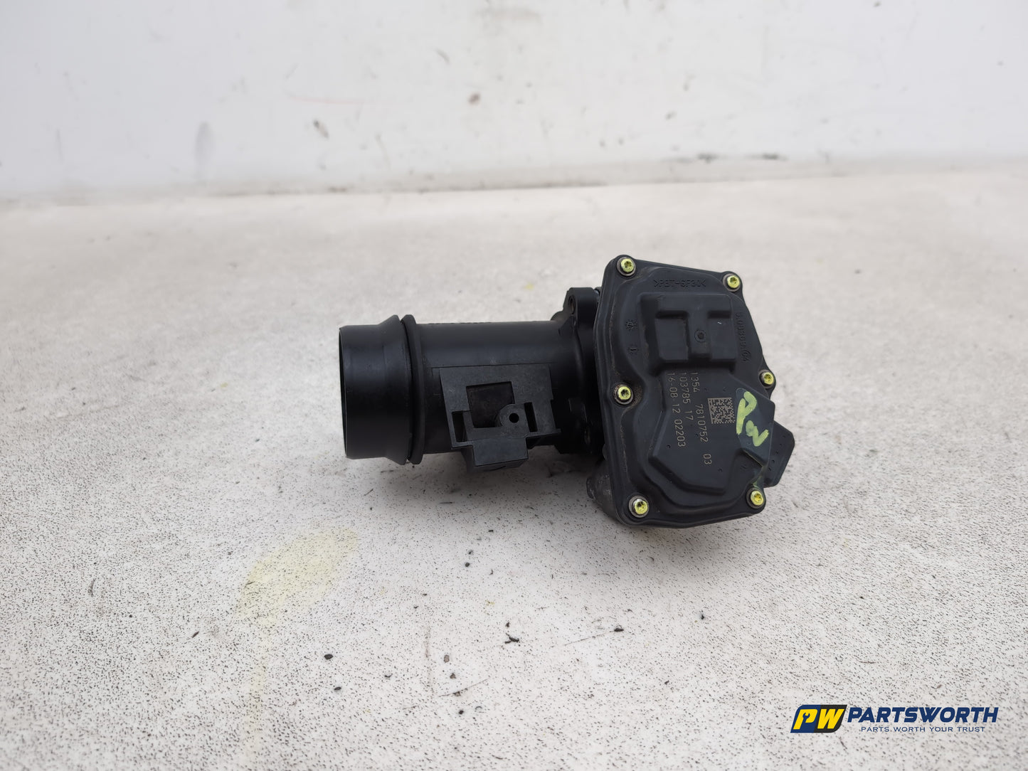 Bmw 5 Series F10 Throttle Body 7810752 2013-2017