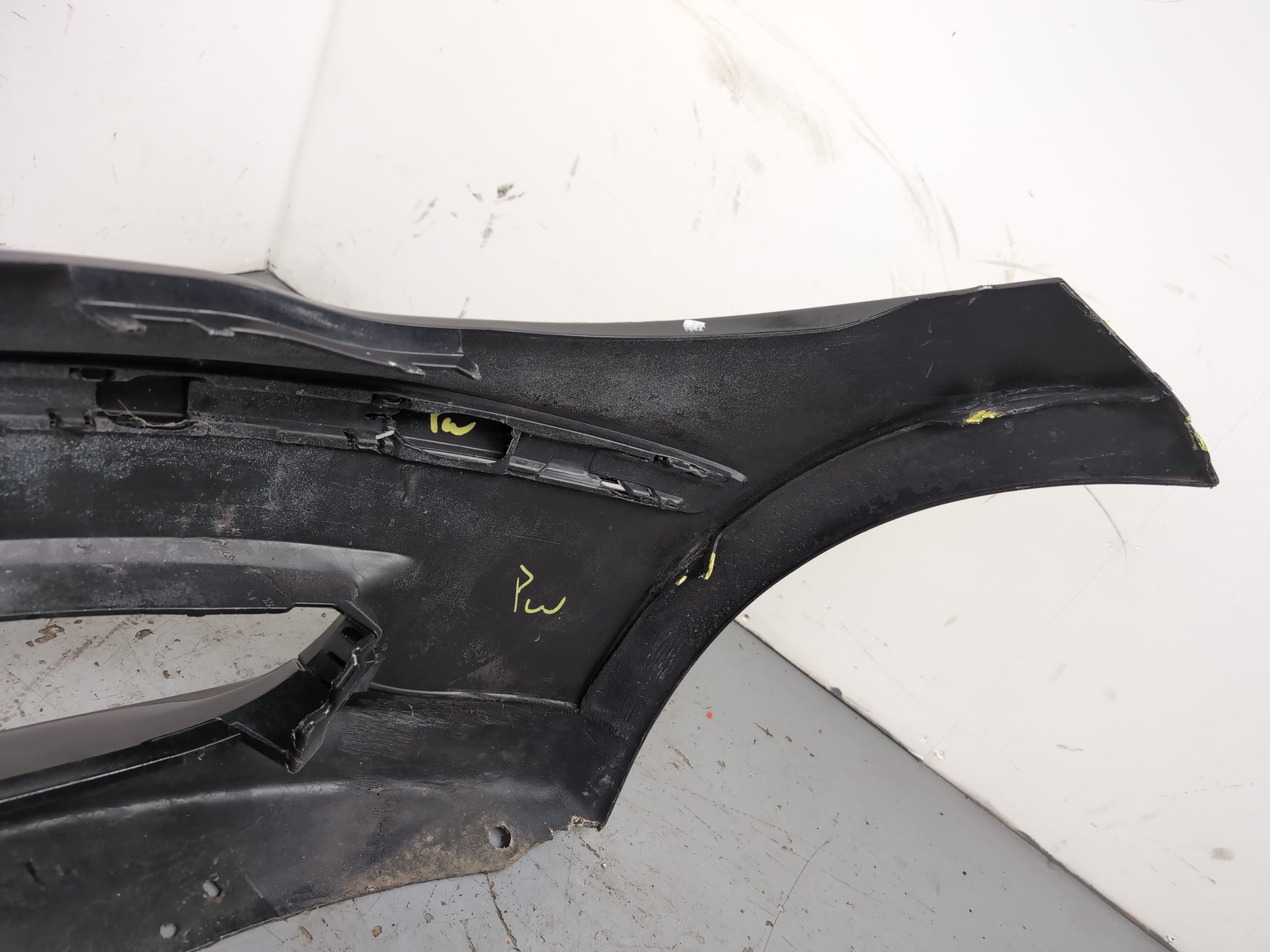Bmw 118d Se Auto Front Bumper Black 475/9 2007-2009 - photo 4
