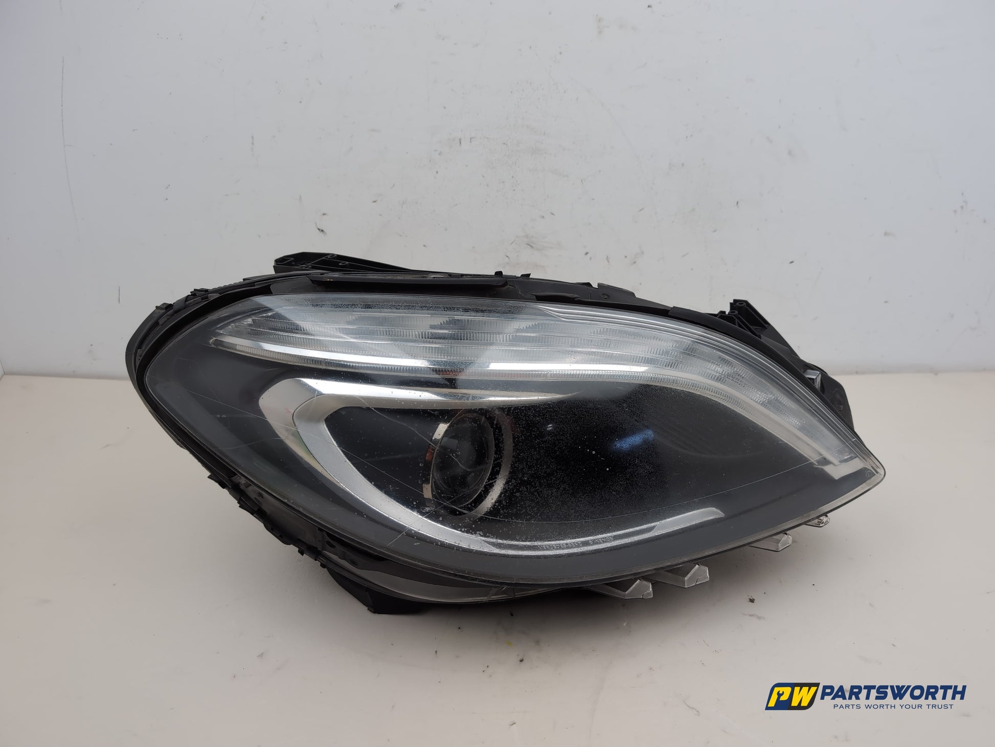 Mercedes-Benz B180 Blueefficiency Sport Cdi Xenon Headlamp Right Driver Side
