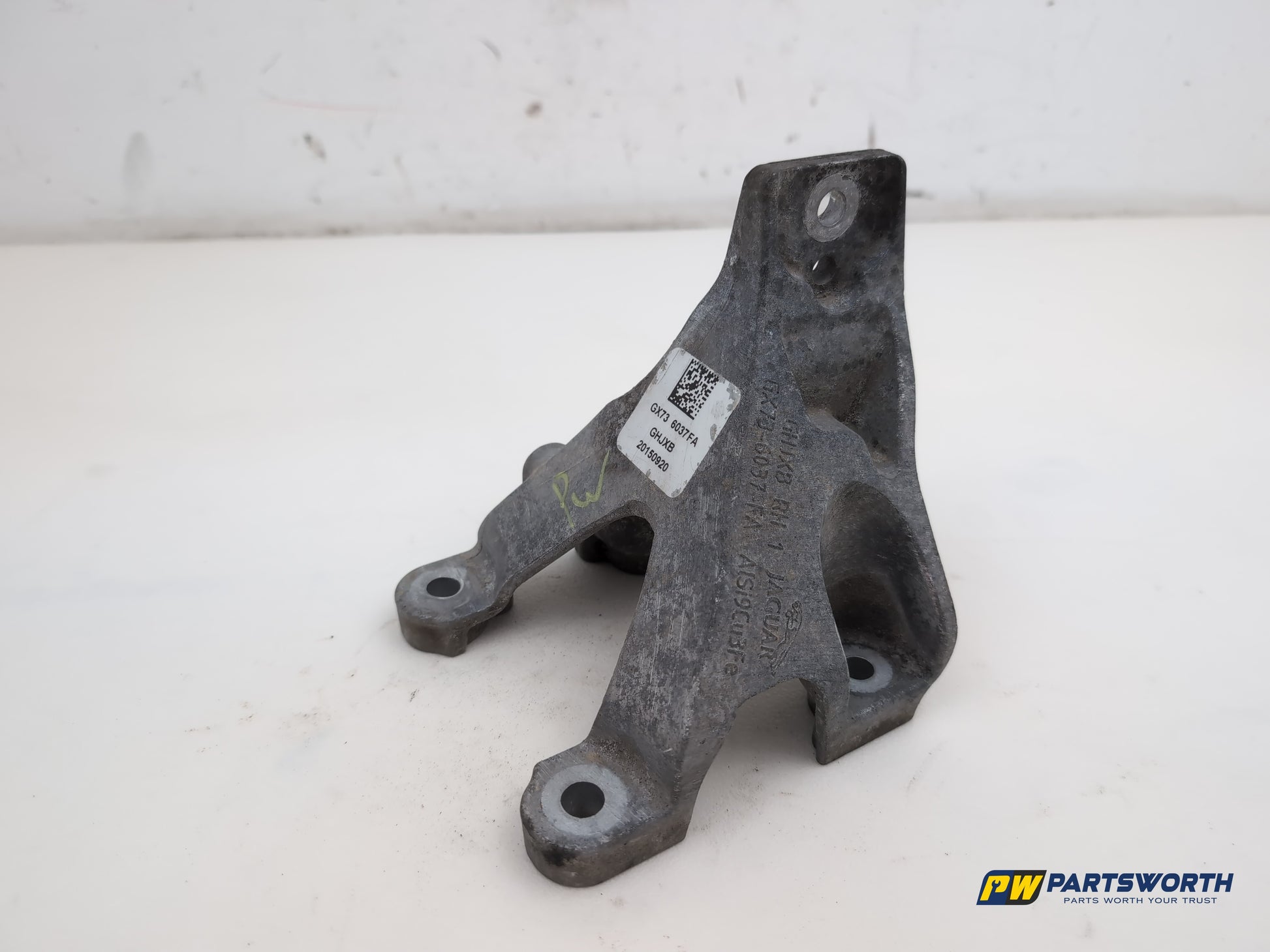 Engine Mounting Bracket 1