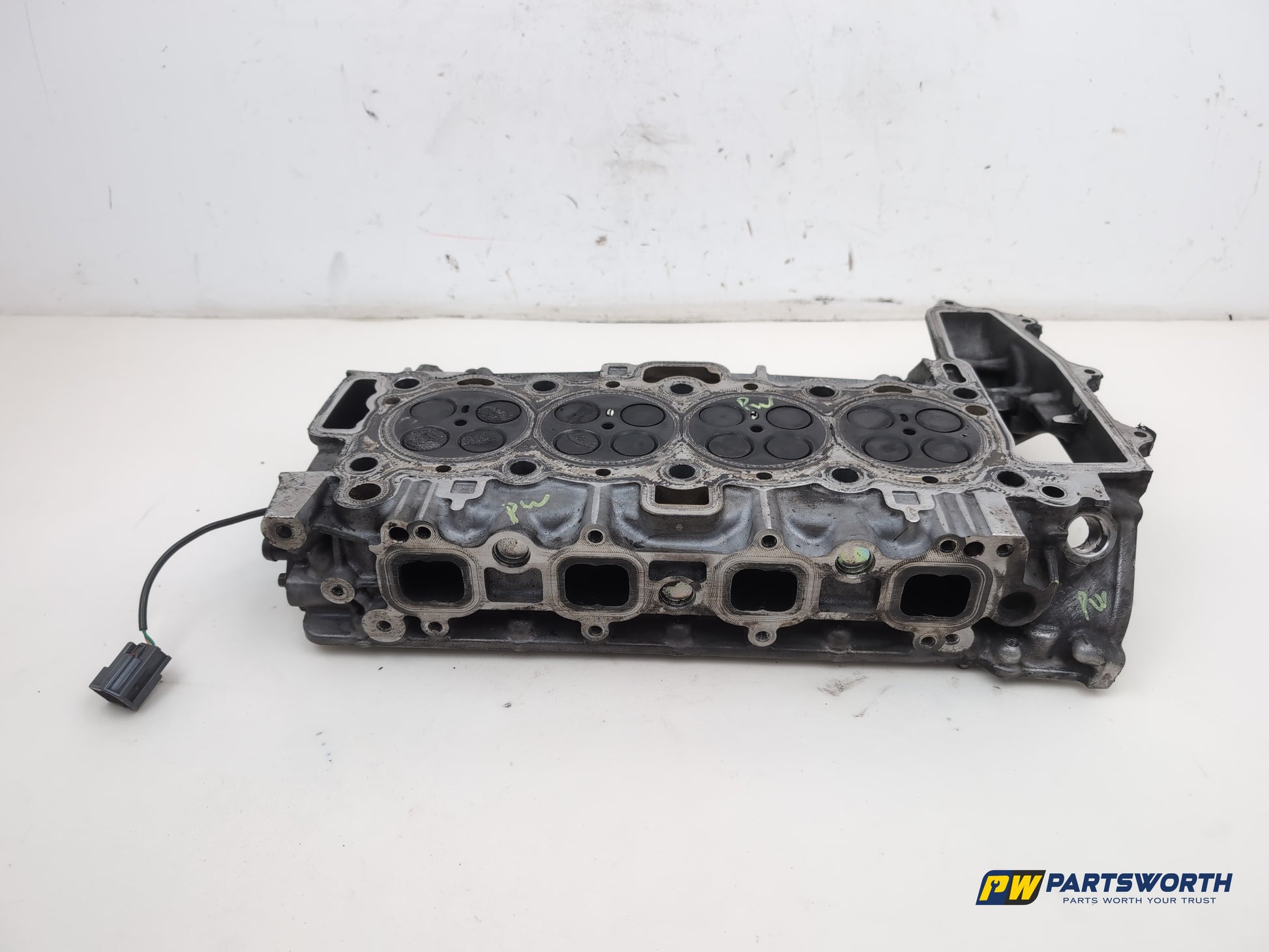 Jaguar / Land Rover 2.0l Diesel Cylinder Head Pbg4d36090ac 2015-2019