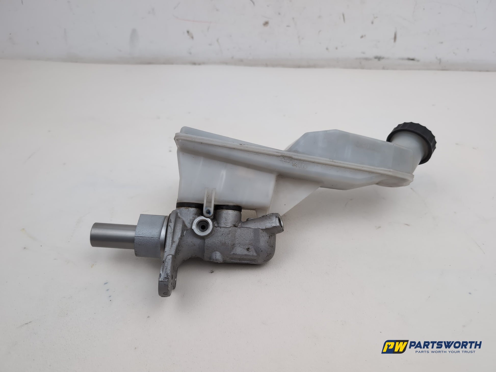Brake Master Cylinder Assembly 1