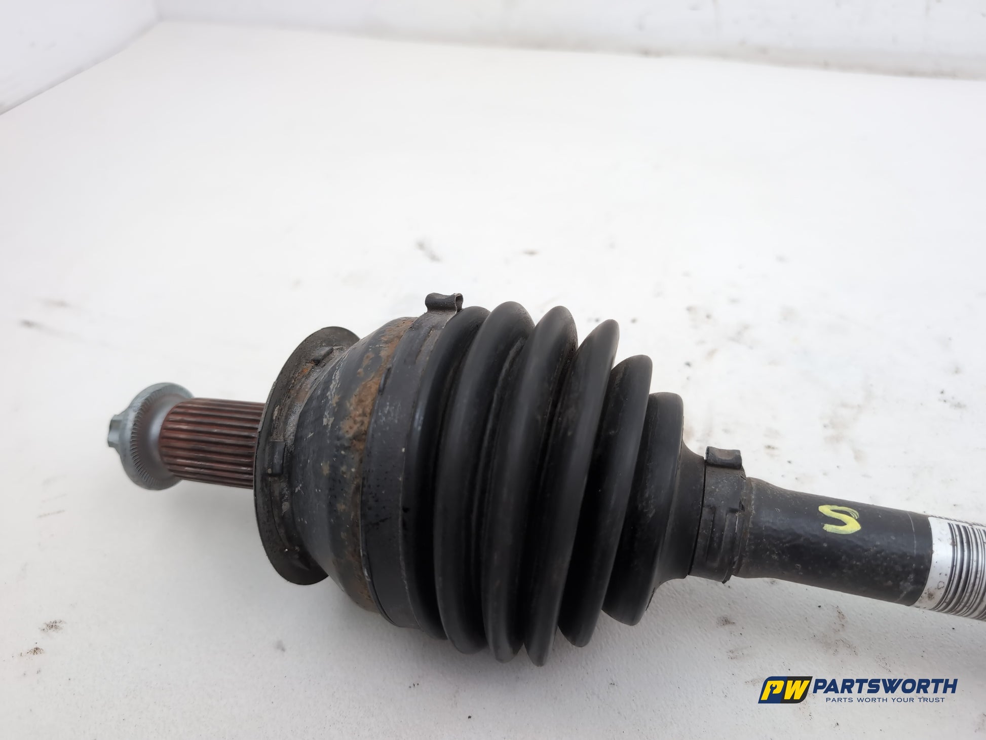 Driveshaft Front LH 6