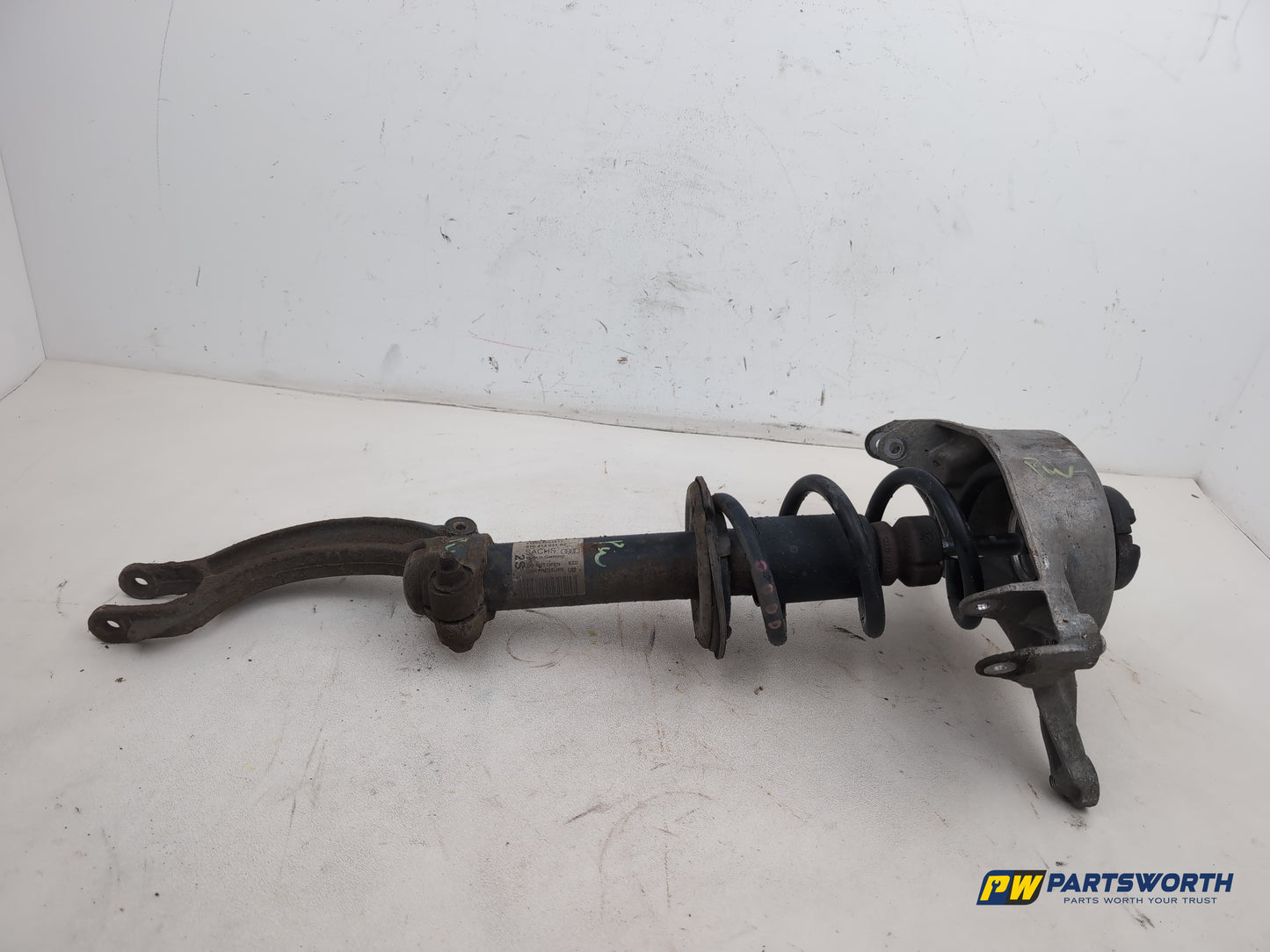Audi A4 S Line Black Edit Tdi Quat Shock Absorber Front Rh Driver Side