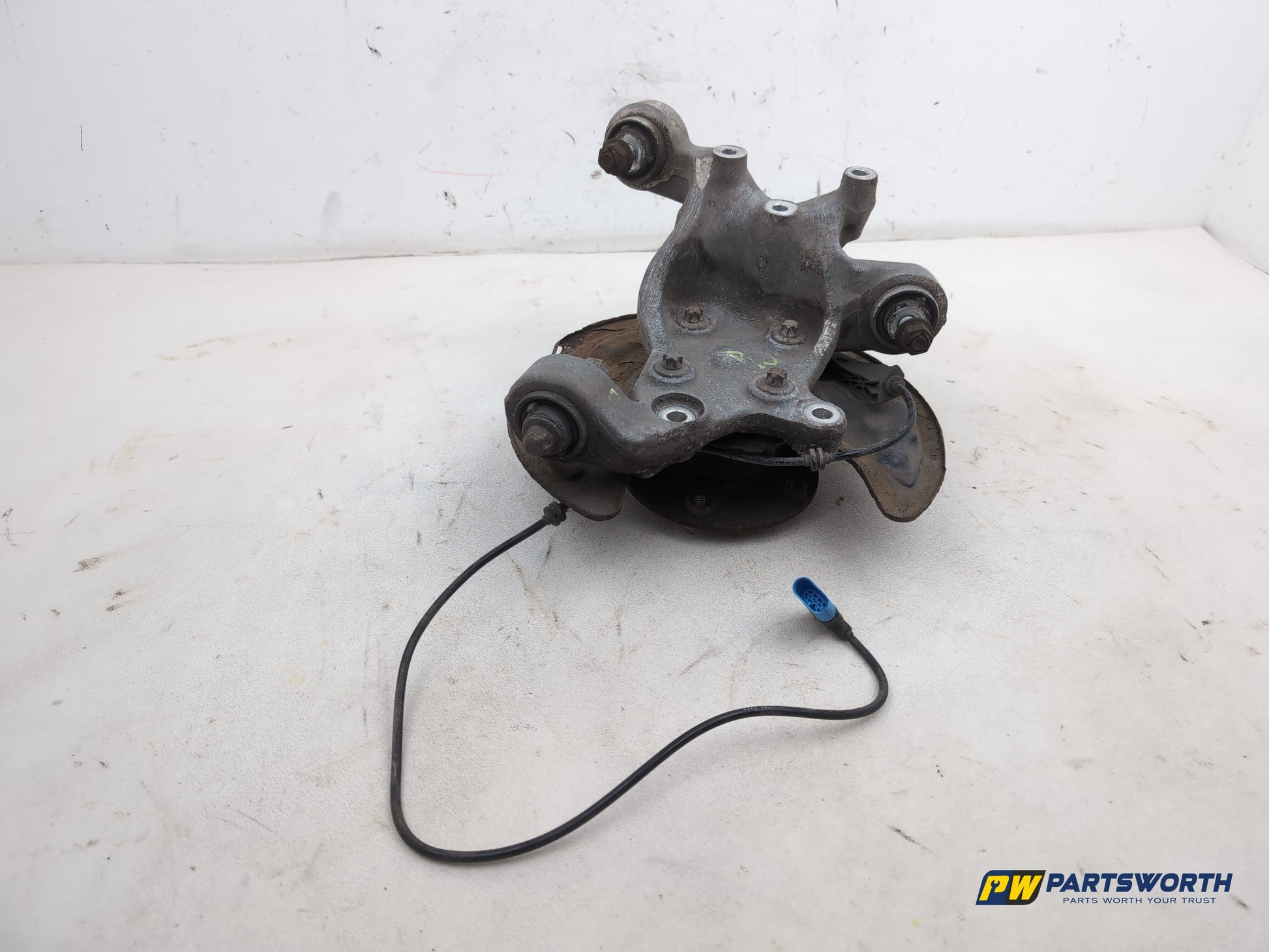 Wheel Hub Rear RH 1