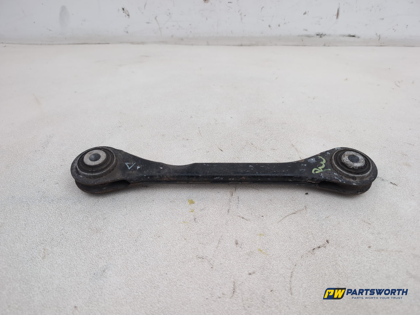 Suspension Arm Rear Wishbone RH 1