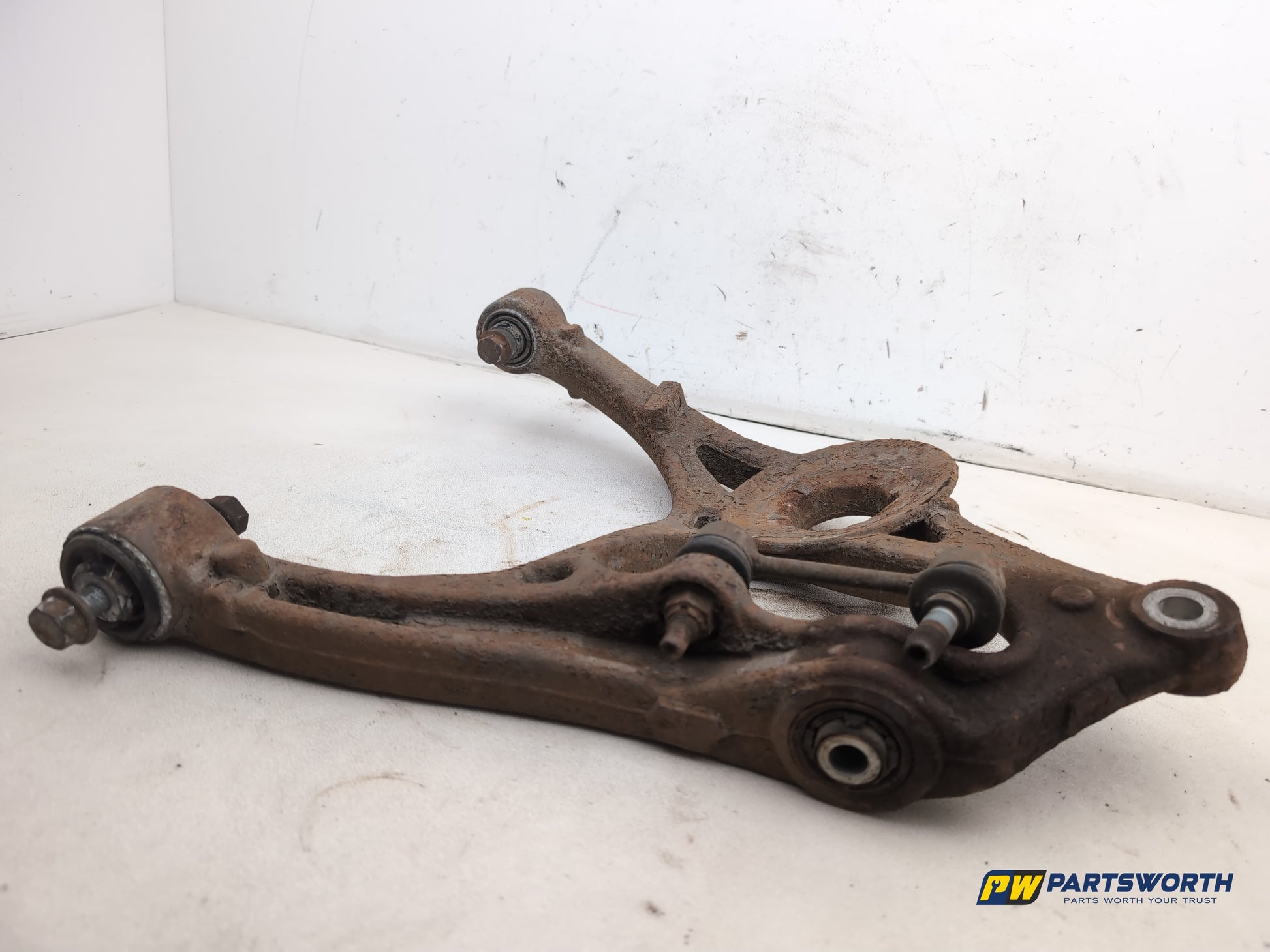 Suspension Arm Rear Wishbone RH 7