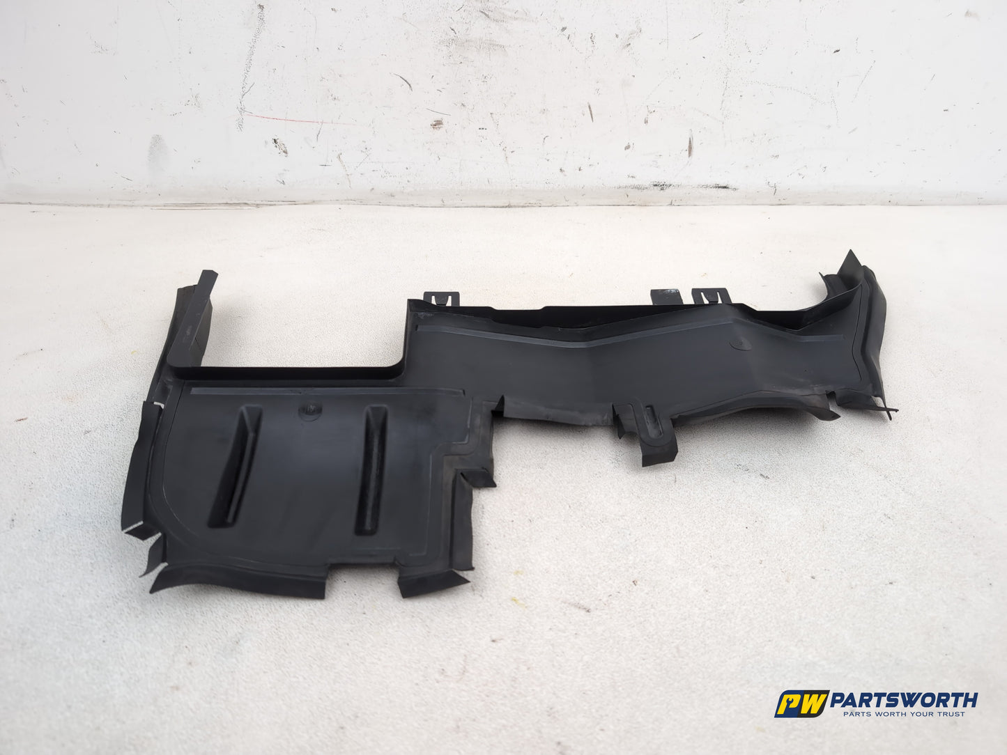 Audi A6 Se Tdi Quattro Auto Radiator Air Guide Right Driver Side 2011-2014