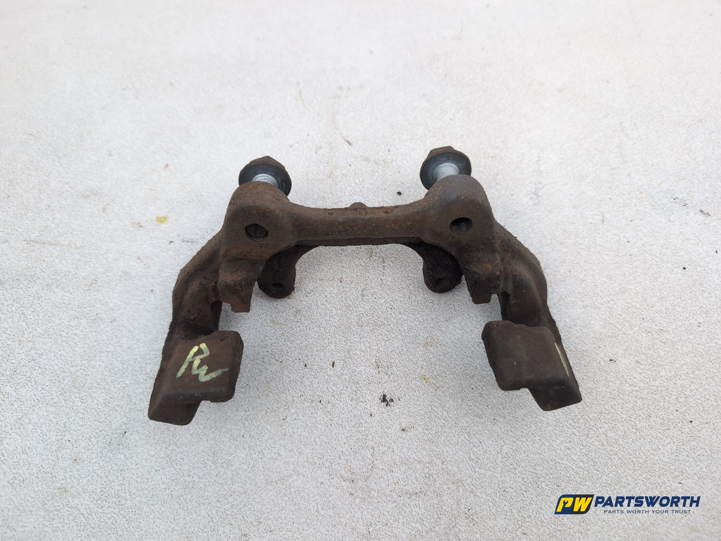 Mercedes-Benz Ml300 Sport Cdi Blue-Cy Rear Brake Caliper Support Rh Driver Side