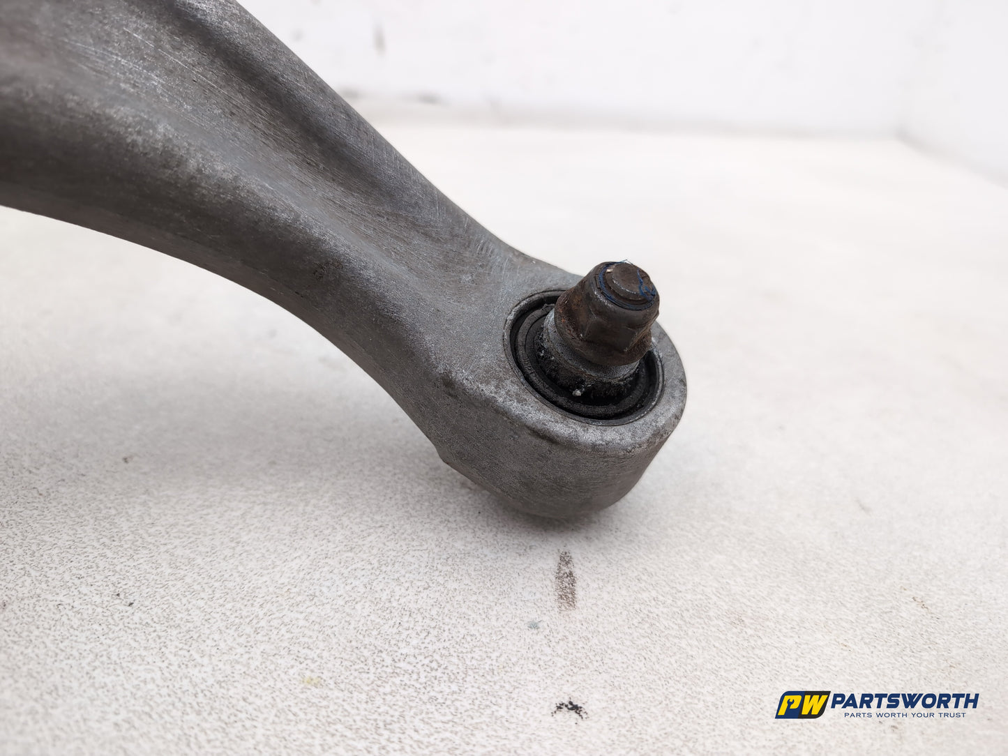 Suspension Arm Rear Wishbone RH 7