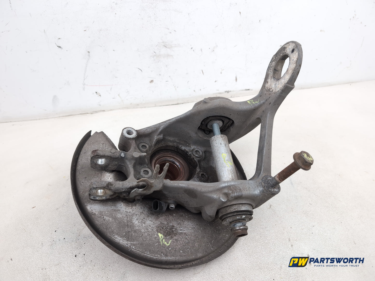 Wheel Hub Rear RH 1