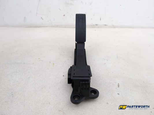 Mercedes-Benz Ml350 Spt Cdi Blueef-Cy Accelerator Throttle Pedal A1643000104