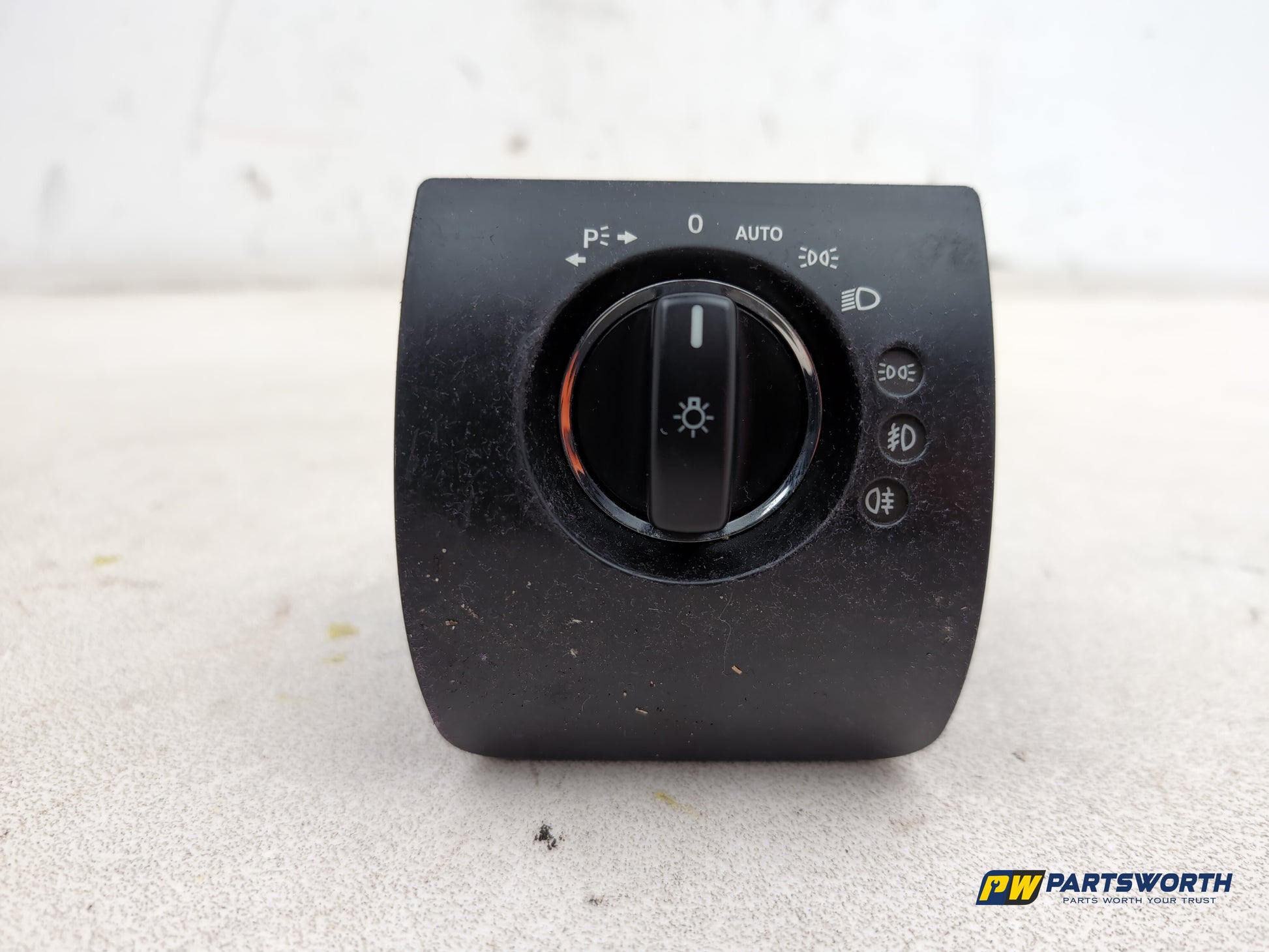 Switch Headlamp 1