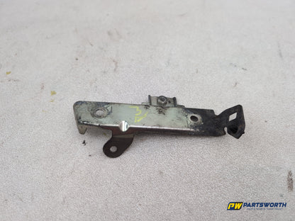 Mercedes-Benz Ml350 Spt Cdi Blueef-Cy Transverse Pipe To Cylinder Head Bracket