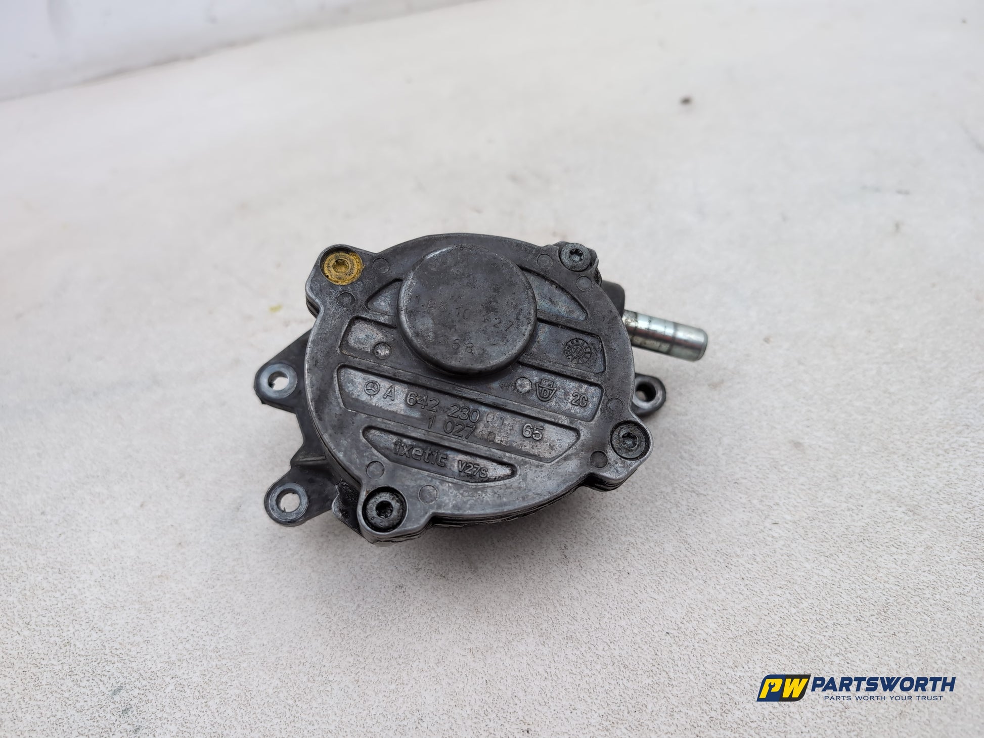 Vacuum Pump  1