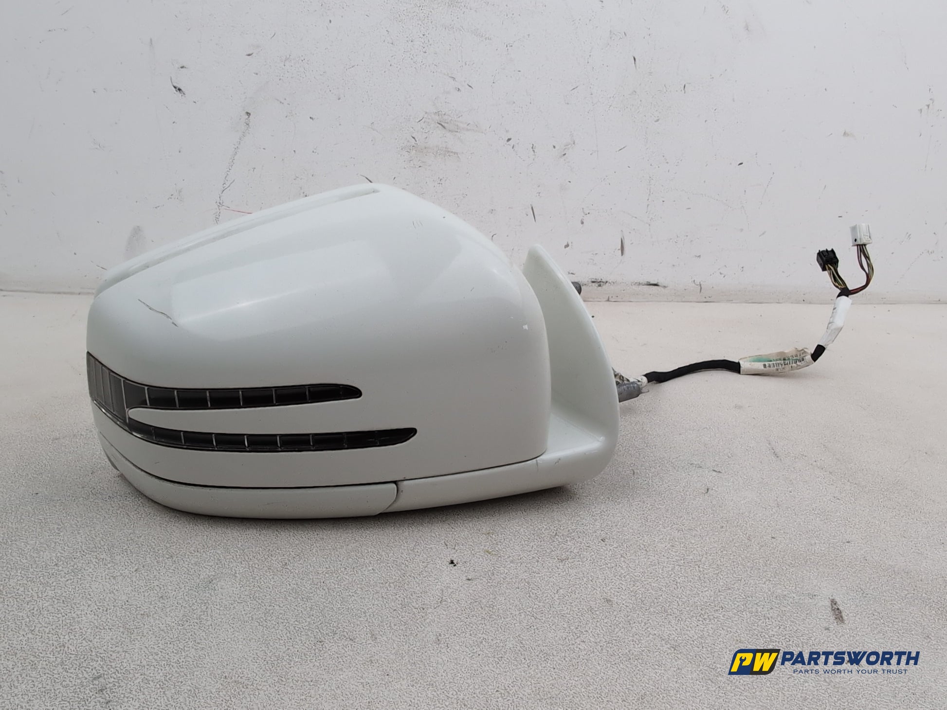 Mercedes-Benz Ml350 Spt Cdi Blueef-Cy A Door Mirror Rh Driver Side Calcite White