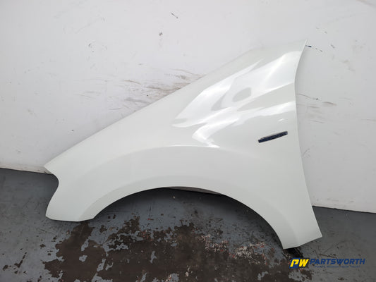 Mercedes-Benz Ml350 Spt Cdi Blueef-Cy Wing Front Lh Passenger Side Calcite White