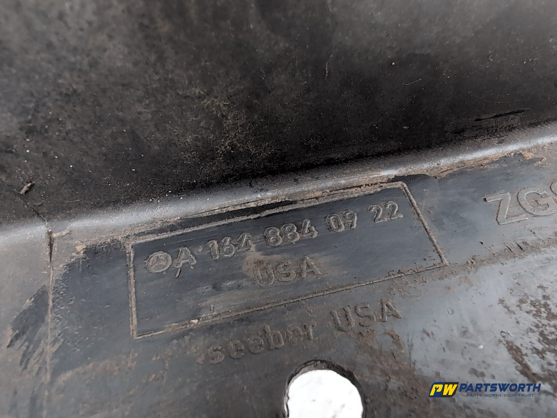 Moulding Wheel Arch Front LH 7