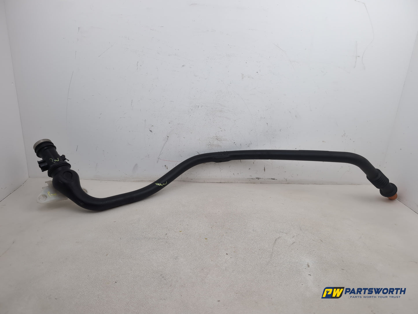 Fuel filler neck 1