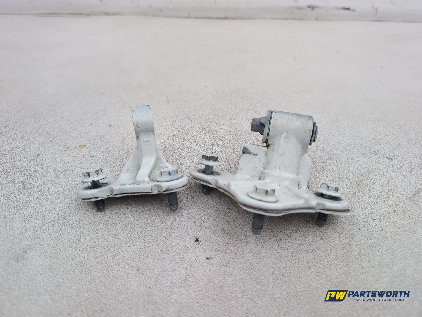 Mercedes-Benz Ml350 Spt Cdi Blueef-Cy A Rear Door Hinge Pair Lh Passenger Side