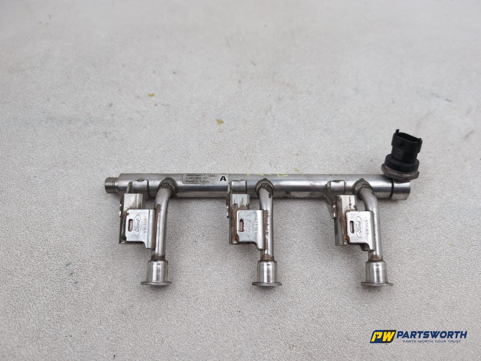 Fuel Rail 1