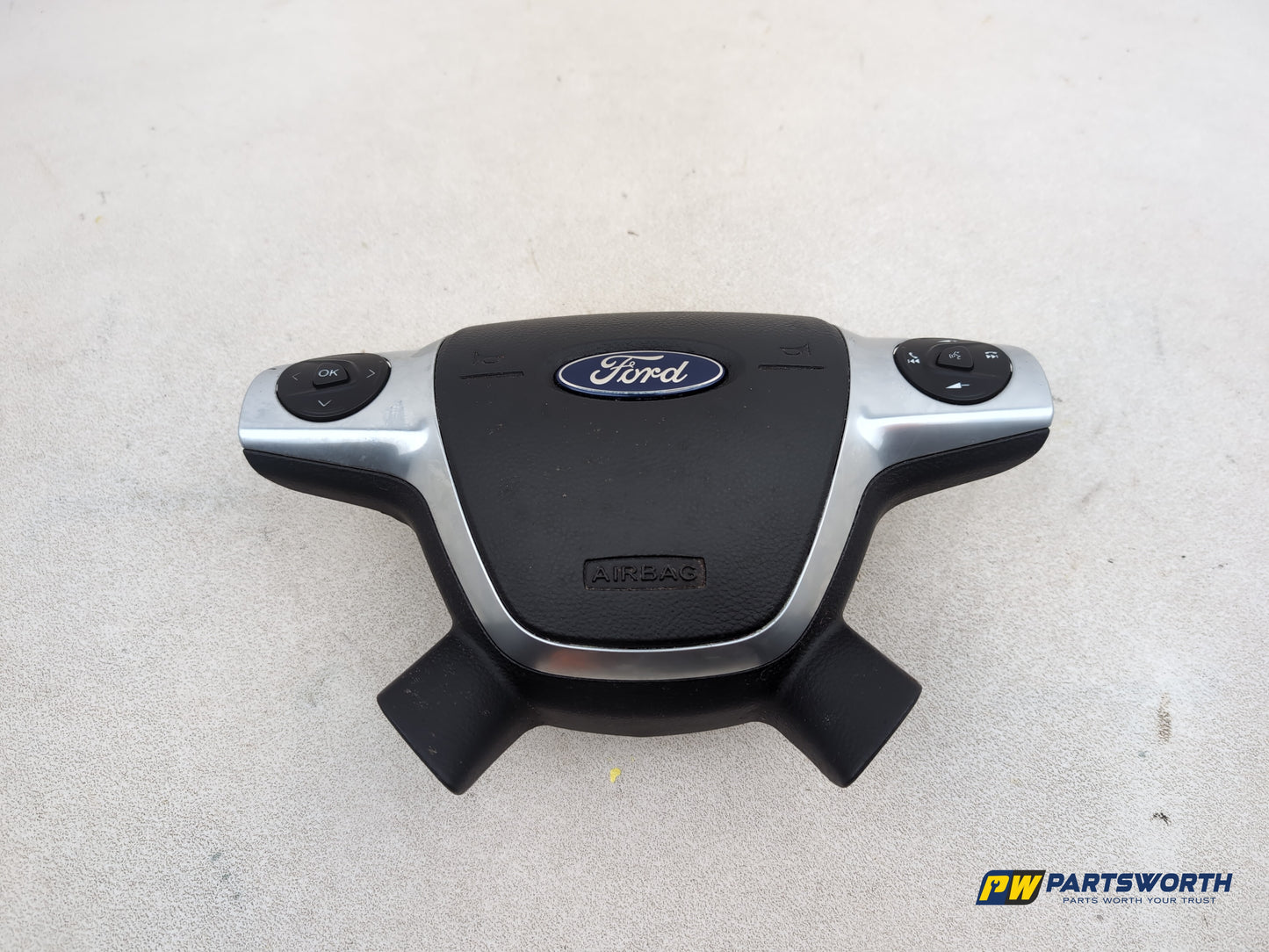Ford Focus Zetec Turbo Steering Wheel Cover Em51r042b85