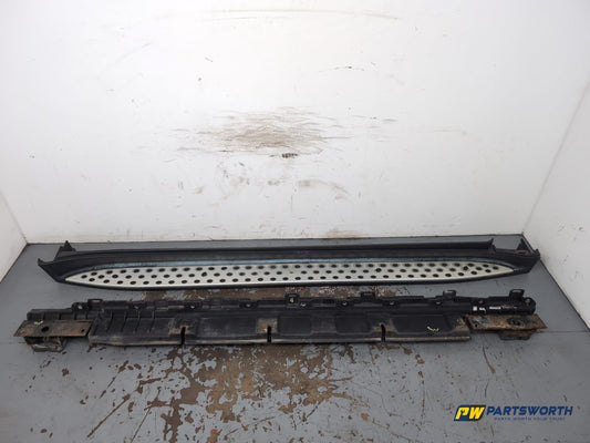 Side Skirt RH 1