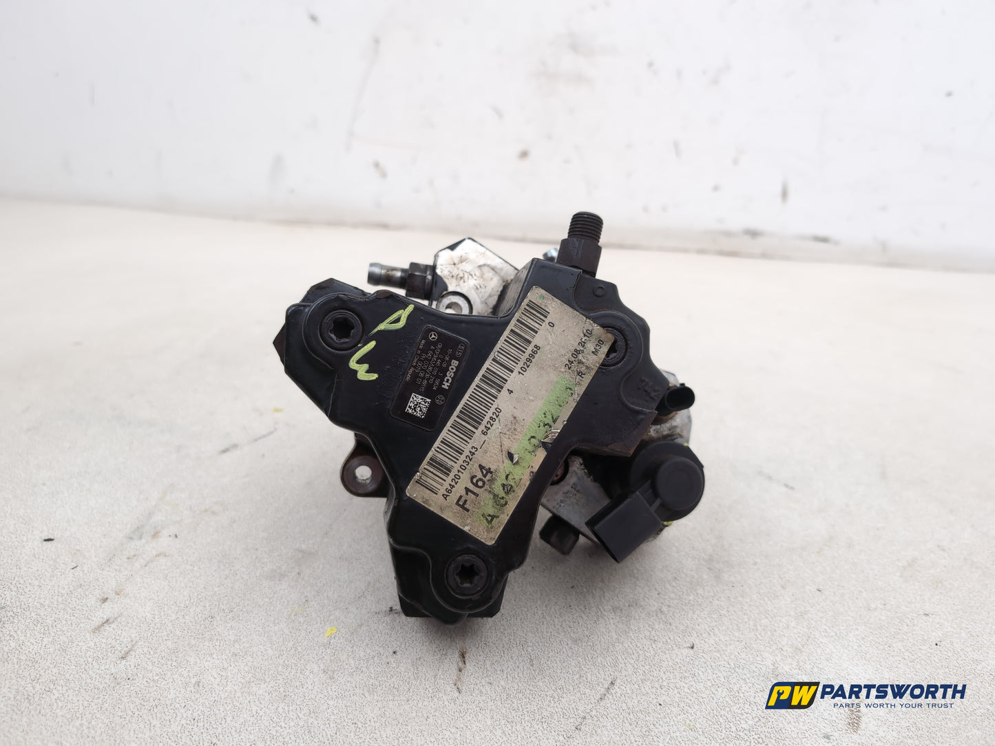 High pressure fuel pump 1