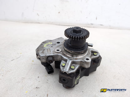 High pressure fuel pump 7