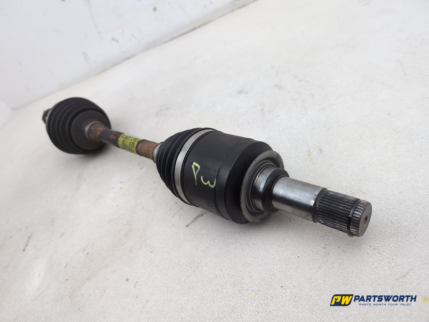 Driveshaft Front LH 7