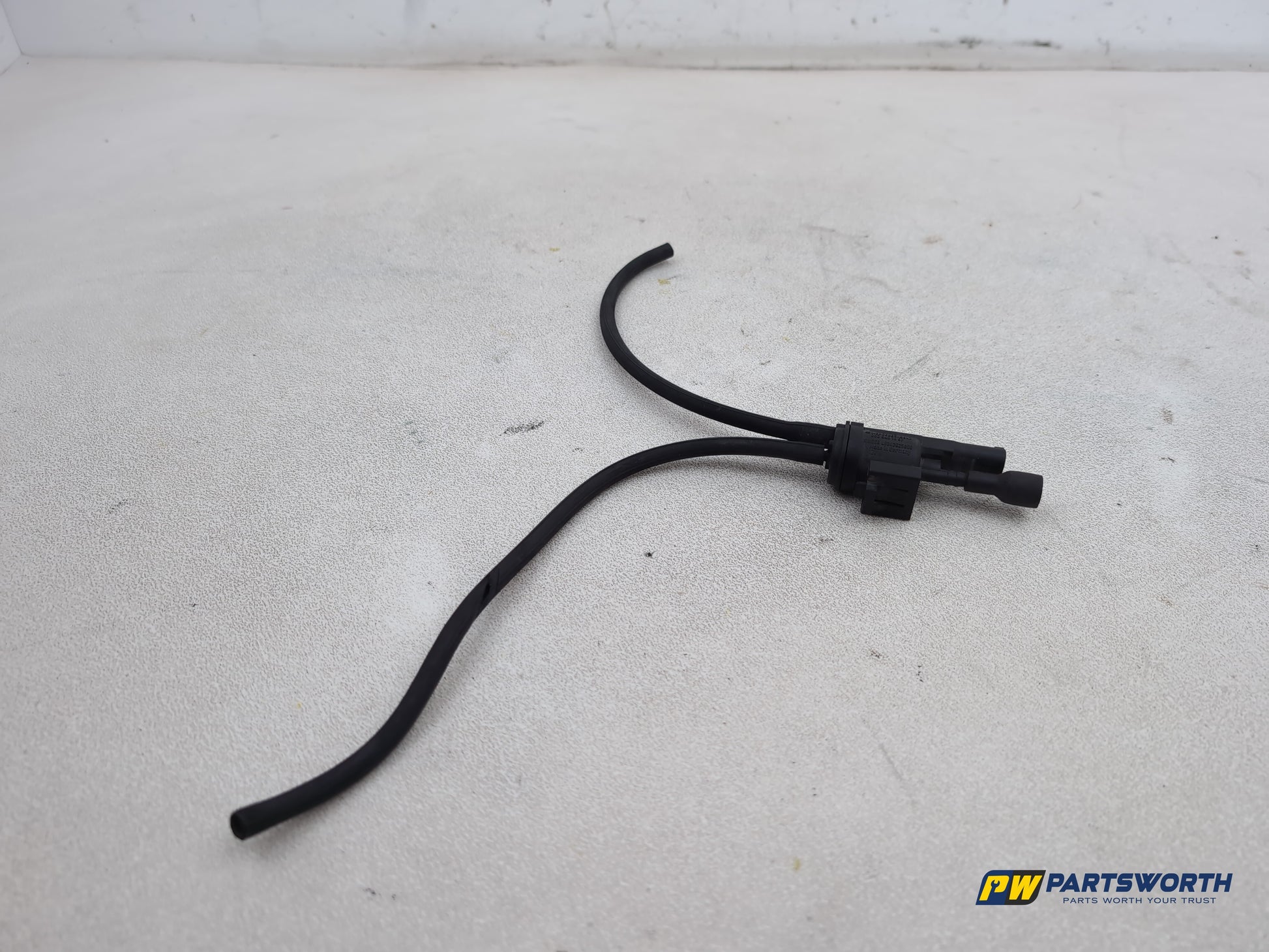Mercedes-Benz Ml350 Spt Cdi Blueef-Cy A Vacuum Valve Solenoid A0025401497