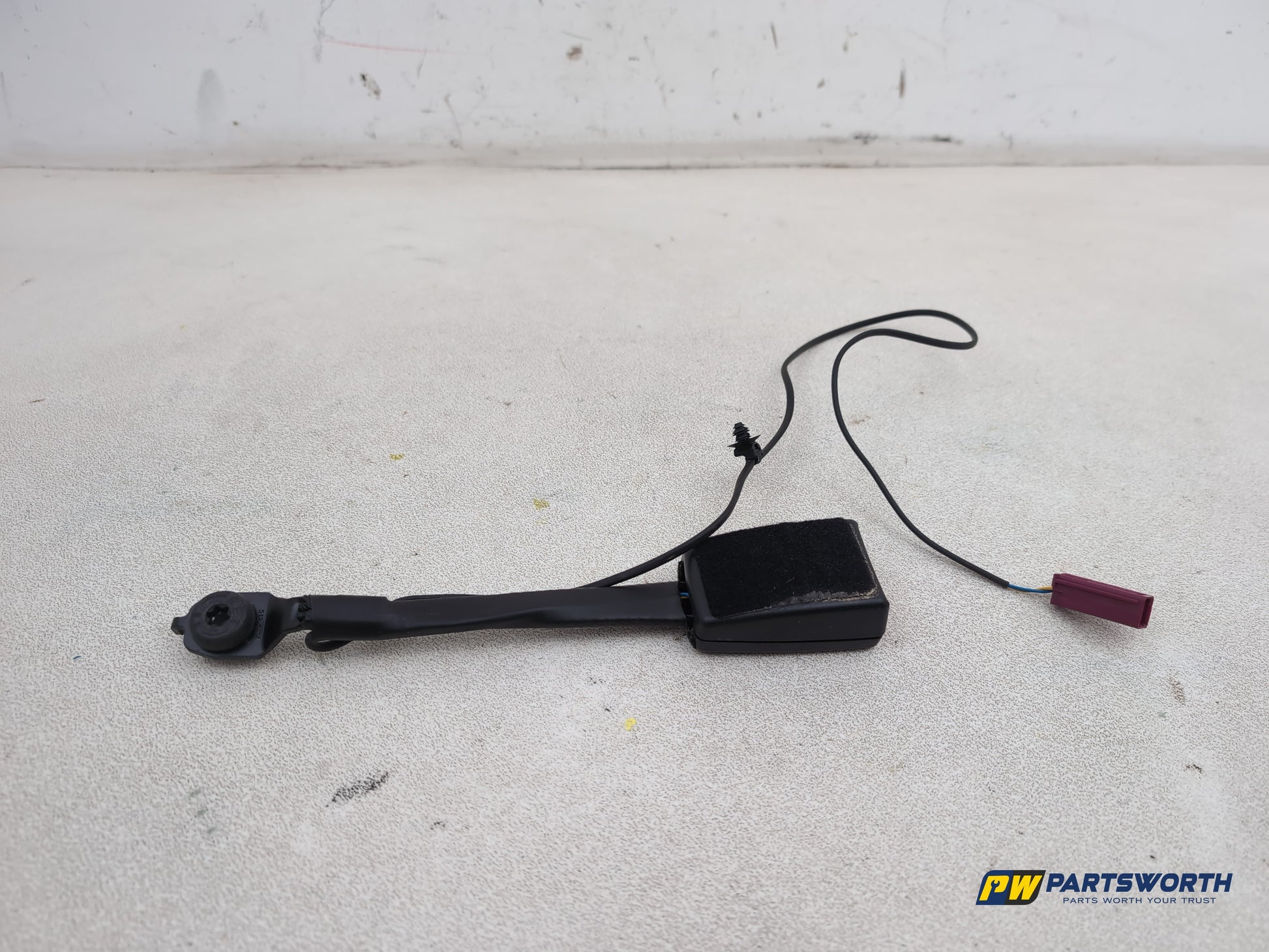 Ford Focus Zetec Turbo Seat Belt Buckle Left Passenger Side 620392100c