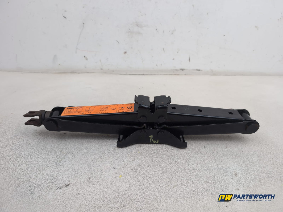 Vehicle Jack 1