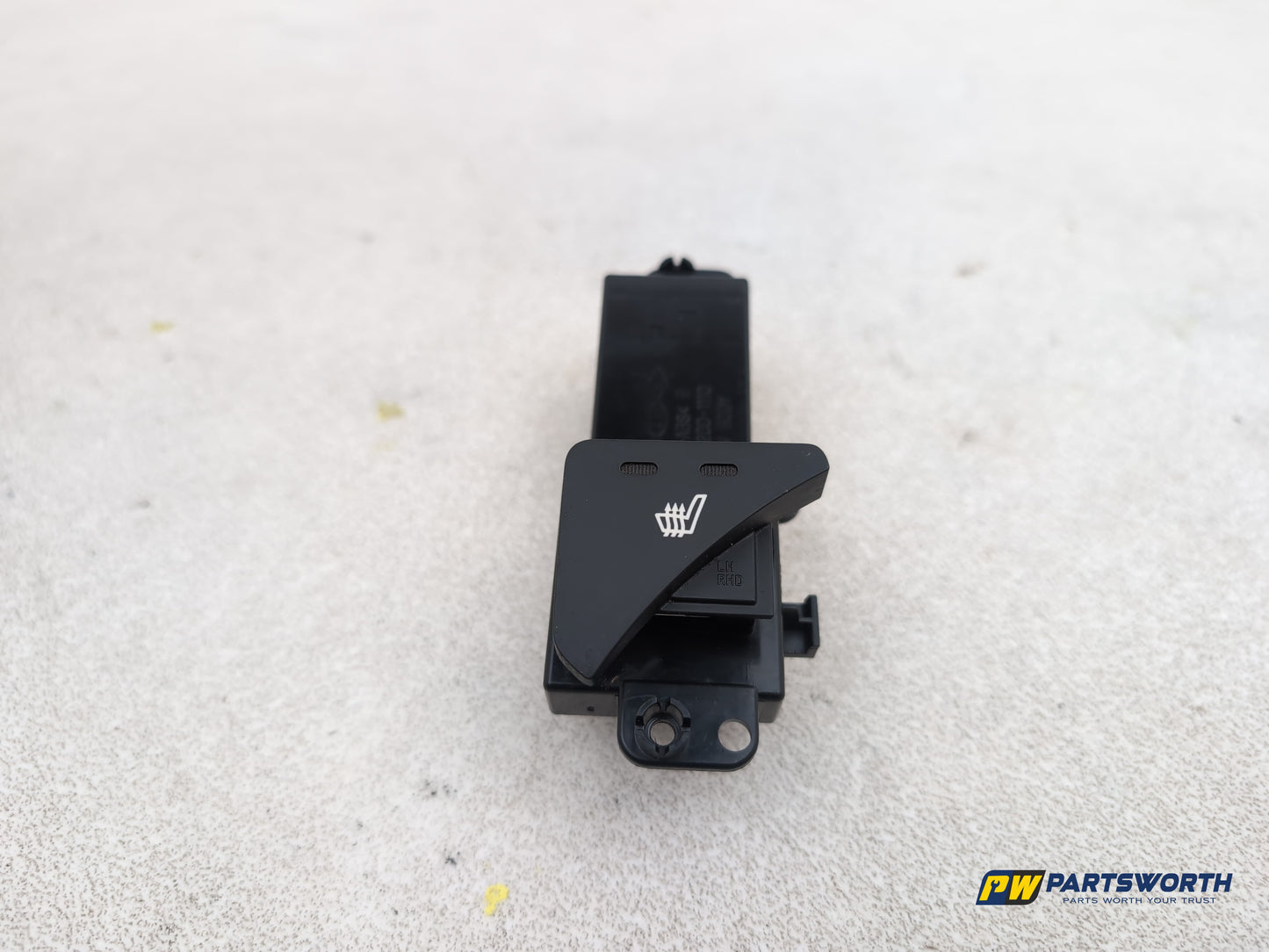 Kia Sportage 3 Sat Nav Crdi Front Passenger Heater Seat Switch 4912001110