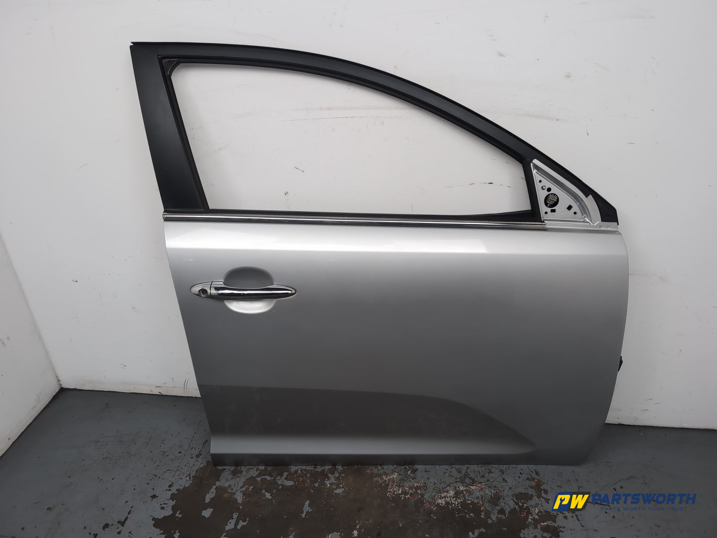 Kia Sportage 3 Sat Nav Crdi Door Front Rh Driver Side Silver 9s 2010-2015