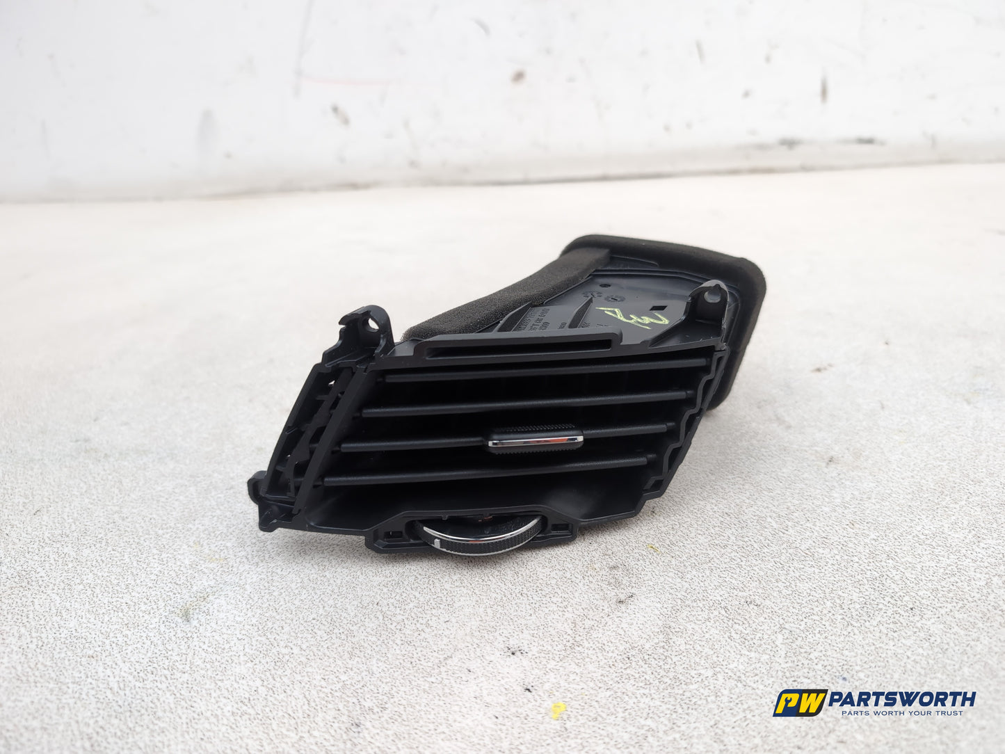 Dashboard Trim With Air Vent  1
