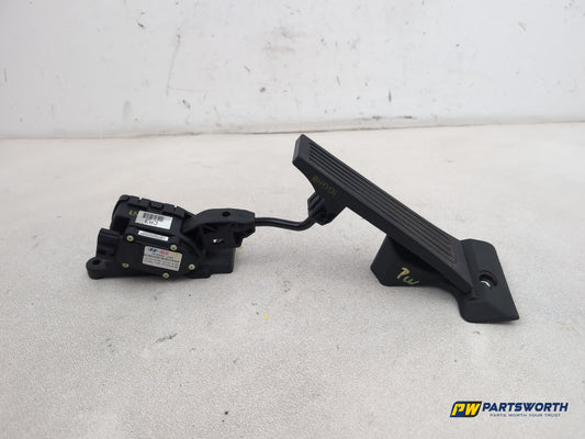 Kia Sportage 3 Sat Nav Crdi Accelerator Pedal Throttle 327002s900 2010-2013
