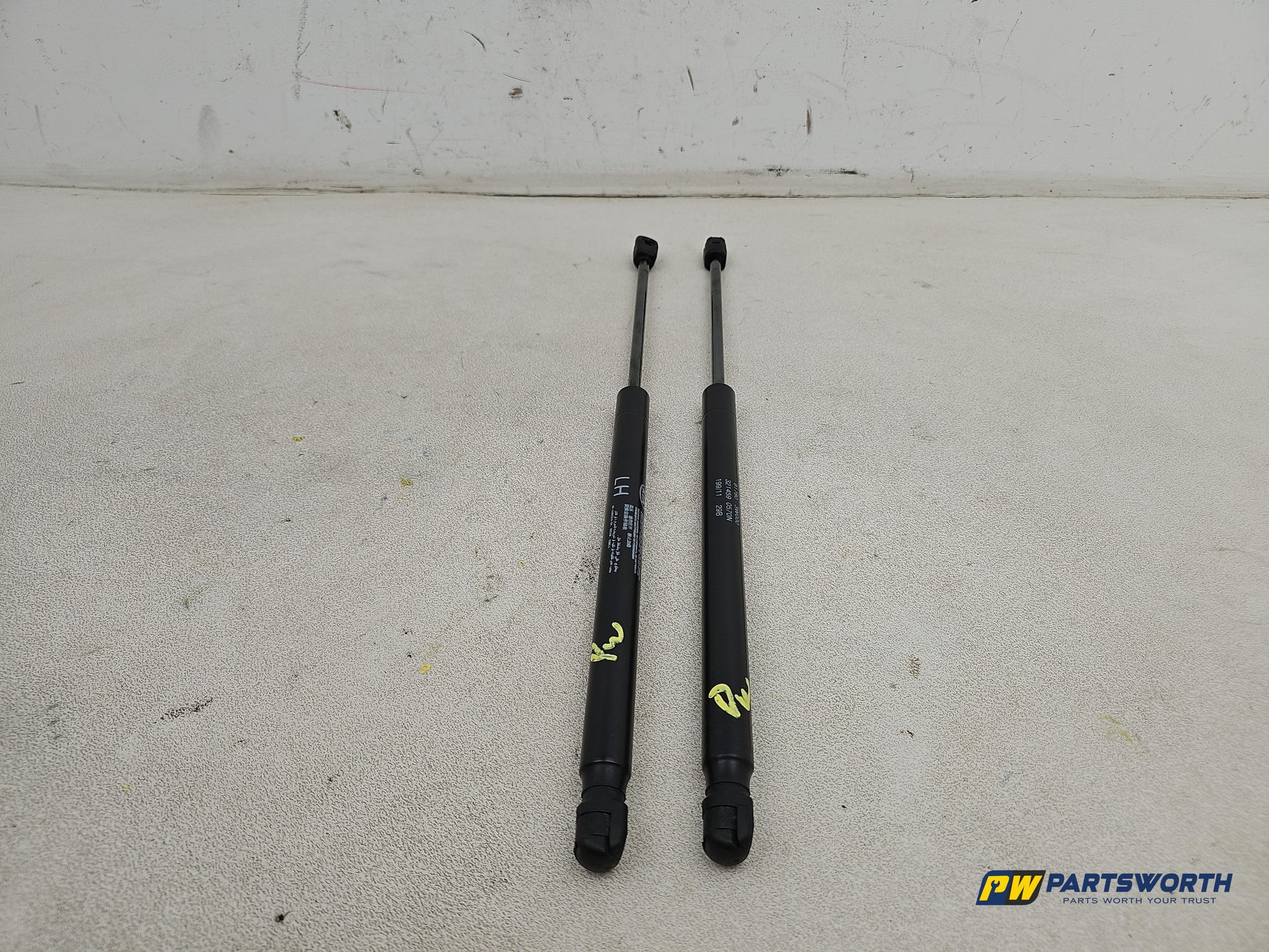 Kia Sportage 3 Sat Nav Crdi Bonnet Hud Gas Struts 2010-2014