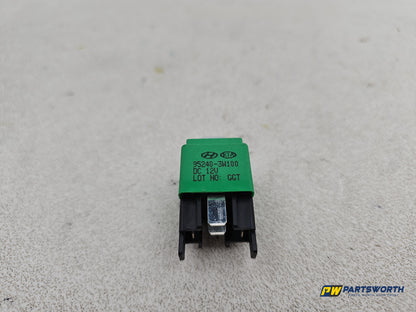 Kia Sportage 3 Sat Nav Crdi Relay 952403w100 2010-2013